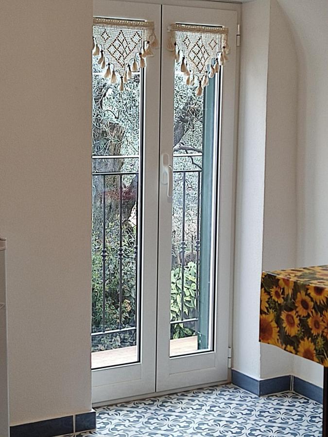 Casa Elvira Lägenhet Seglia San Bernardo Exteriör bild