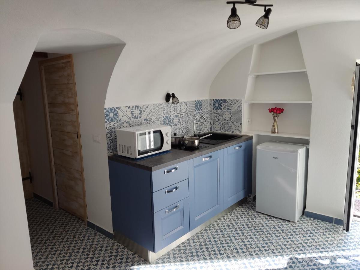 Casa Elvira Lägenhet Seglia San Bernardo Exteriör bild